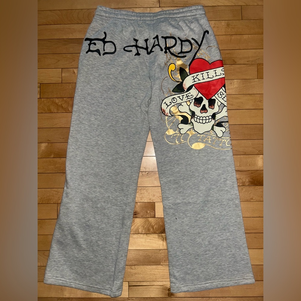 NEW! NWT ED HARDY Love Kills Slowly Flare Sweatpant in Heather Grey Size M
